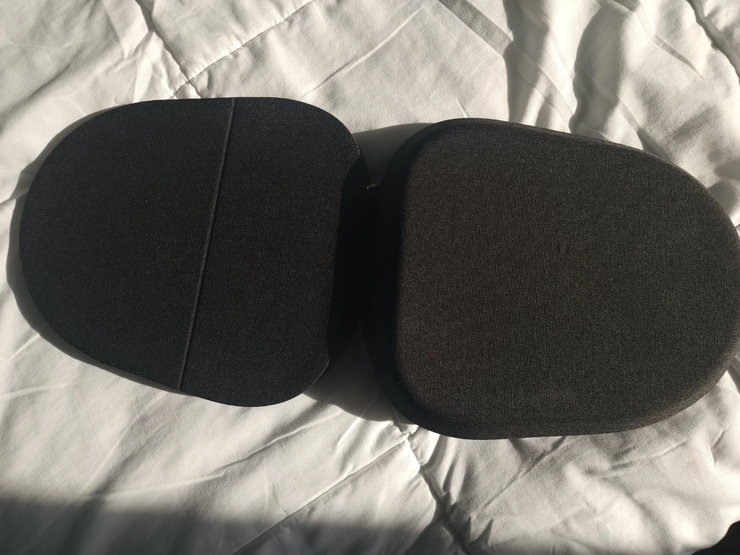 Sony XM5 OEM case - photo 3