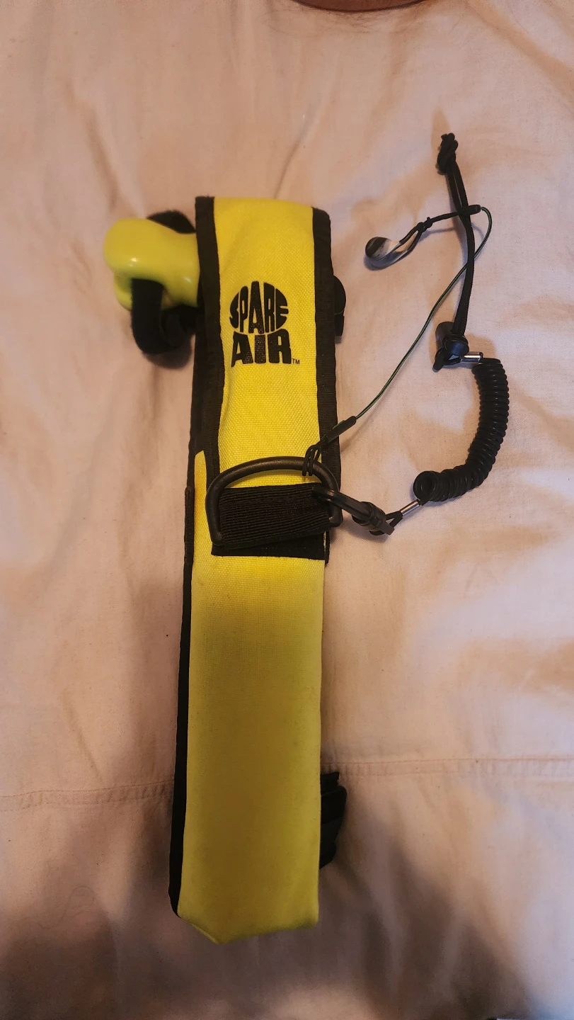 Spare Air diving cylinder with yellow holster