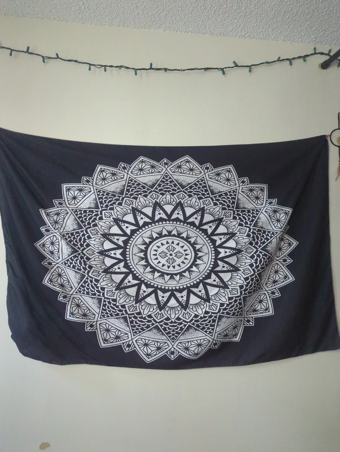 Black and White Mandala Wall Tapestry