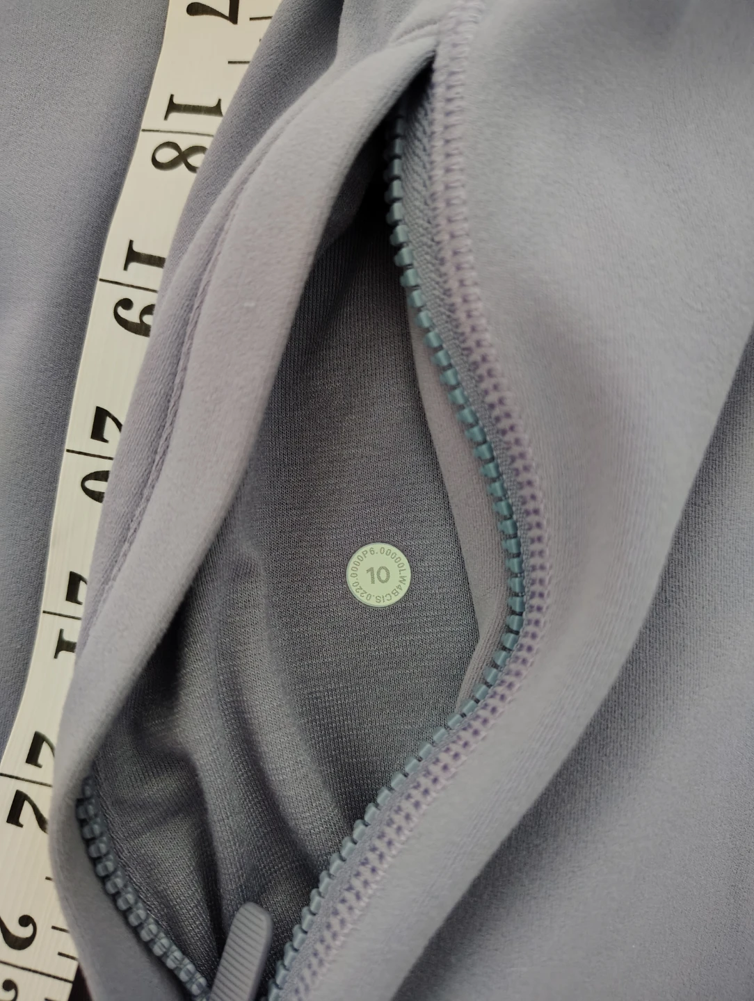 🍋 Lululemon Light Grey Womens Zip-Up Hoodie Jacket - Size 10 - photo 4