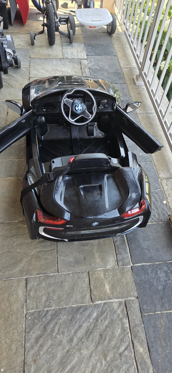 BMW i8 Coupe Kids Electric Ride-On Car