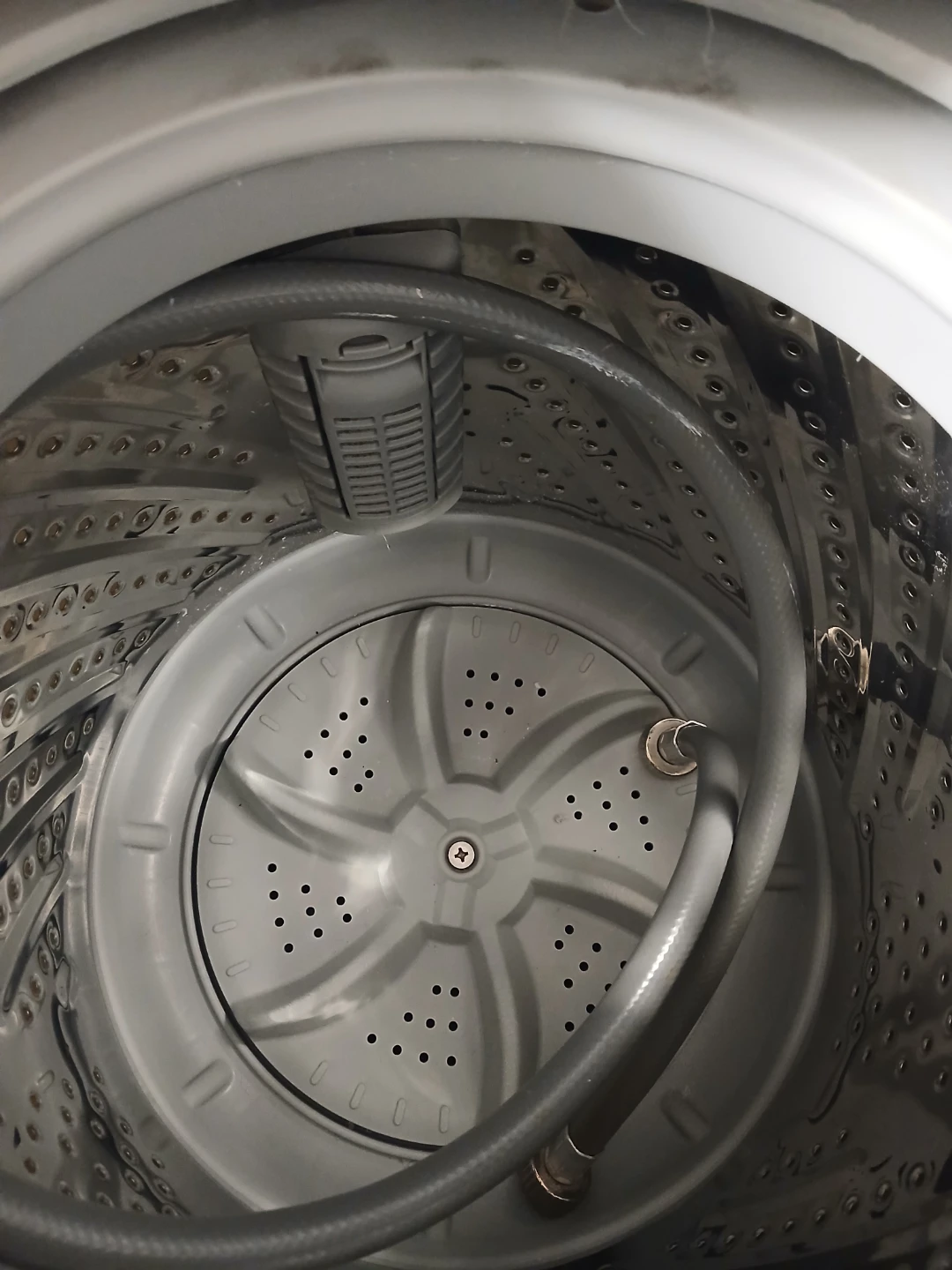 Insignia Portable Washing Machine - photo 3