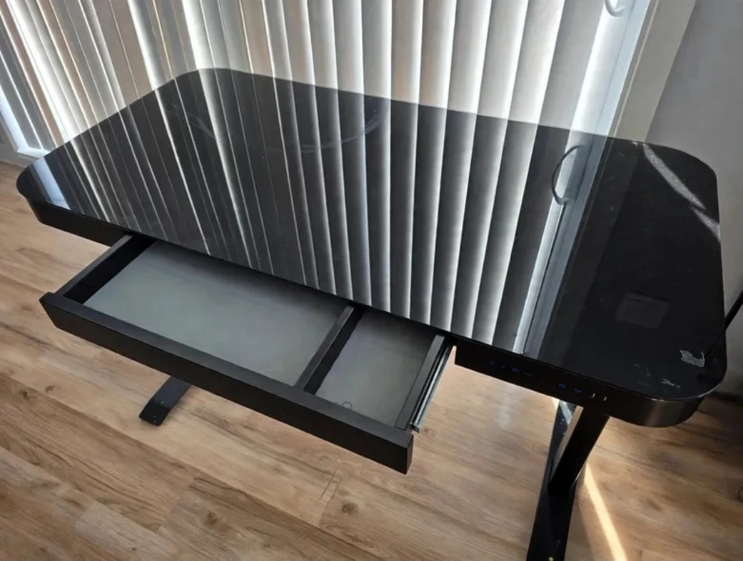 Seville Classics Airlift Electric Standing Desk - photo 2