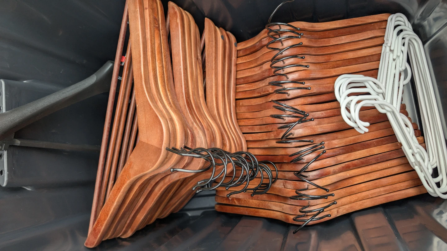 Wooden Clothing Hangers (FREE) - photo 4