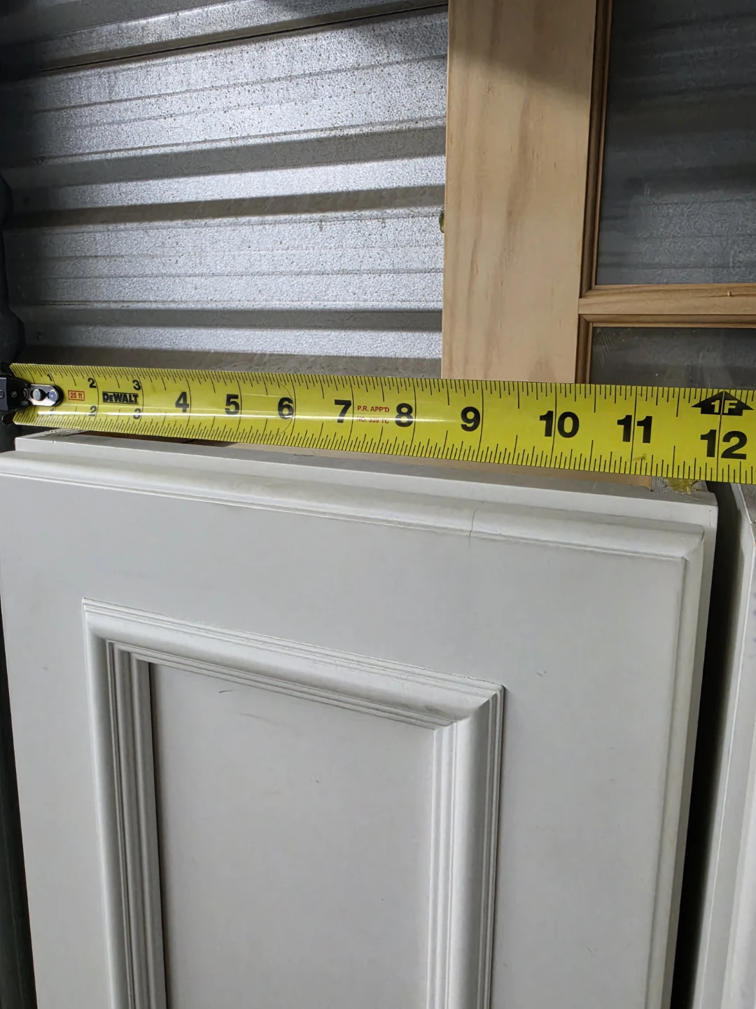 White Shaker-style Cabinet Set - photo 5