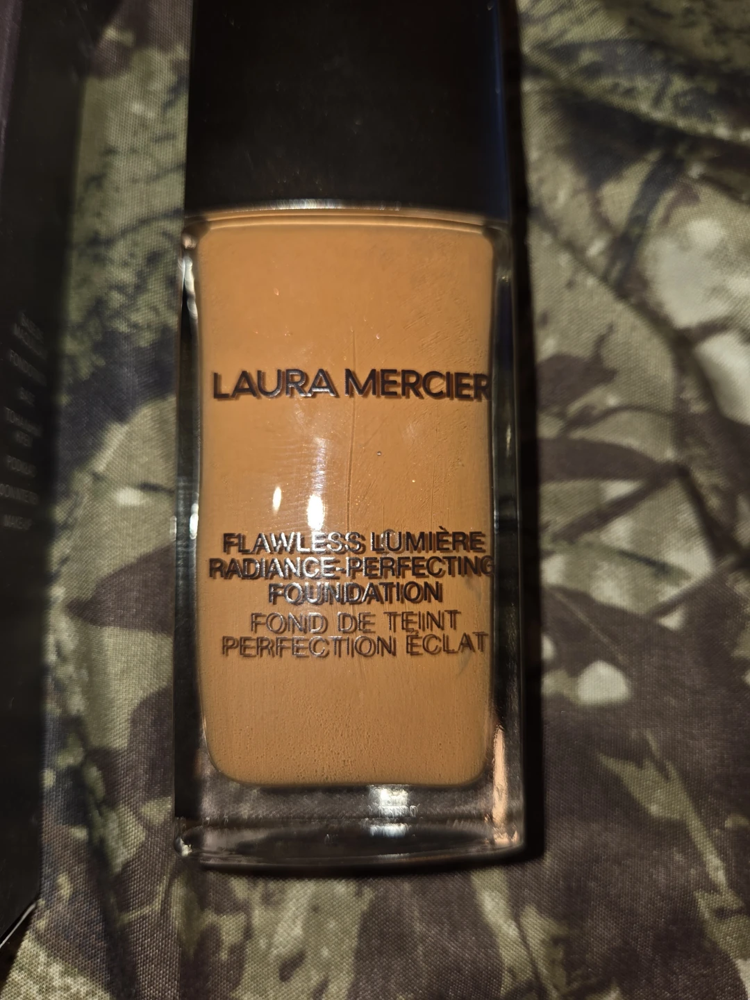 Laura Mercier Ultra-Longwear Foundation/ Shade: Pecan, 1oz. - photo 4