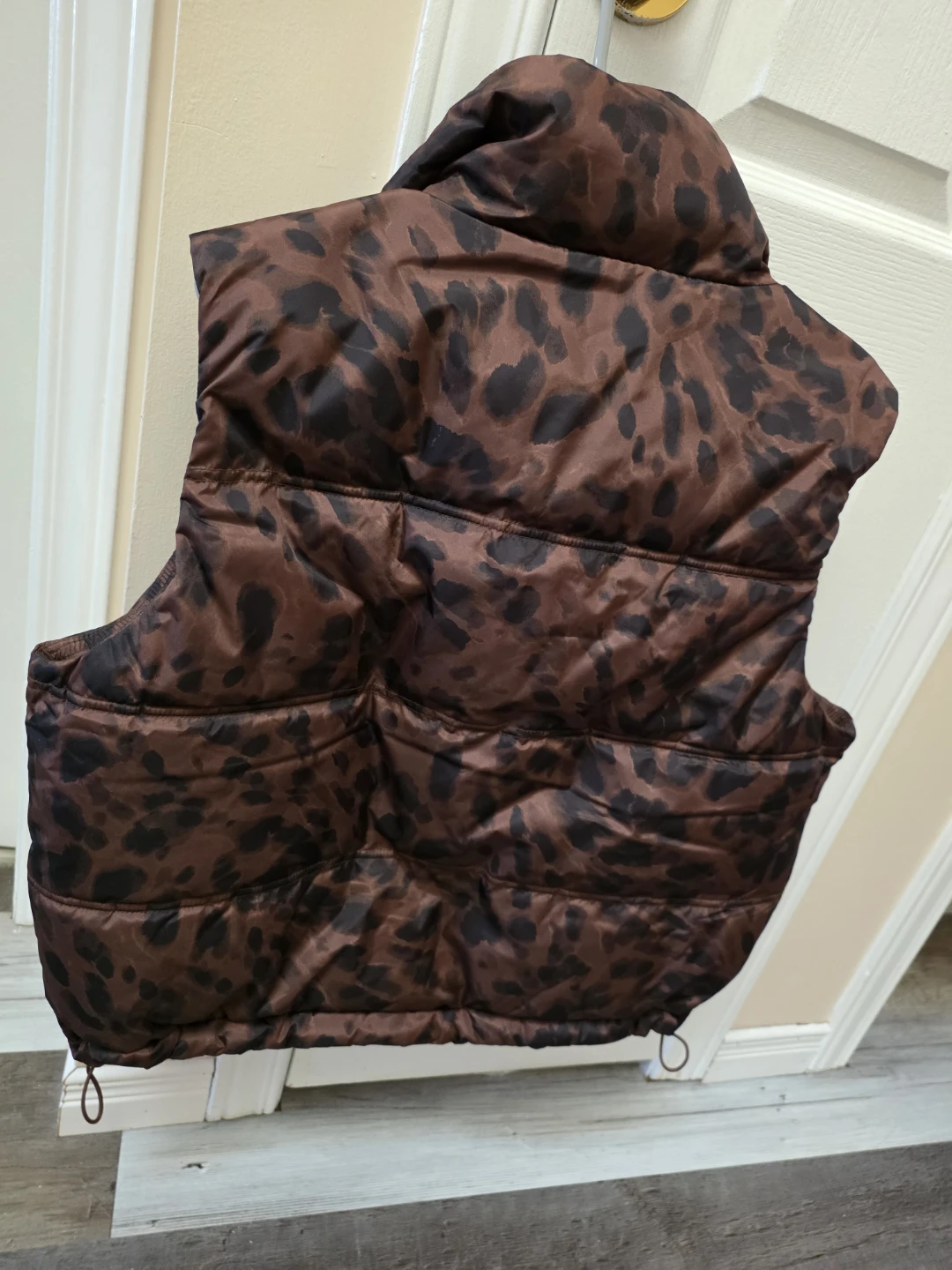 Old Navy Leopard Print Puffer Vest - photo 2
