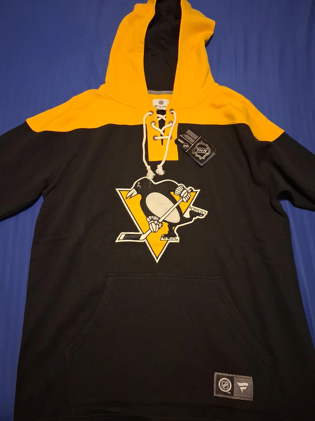 Fanatics Pittsburgh Penguins Lace-Up Hoodie