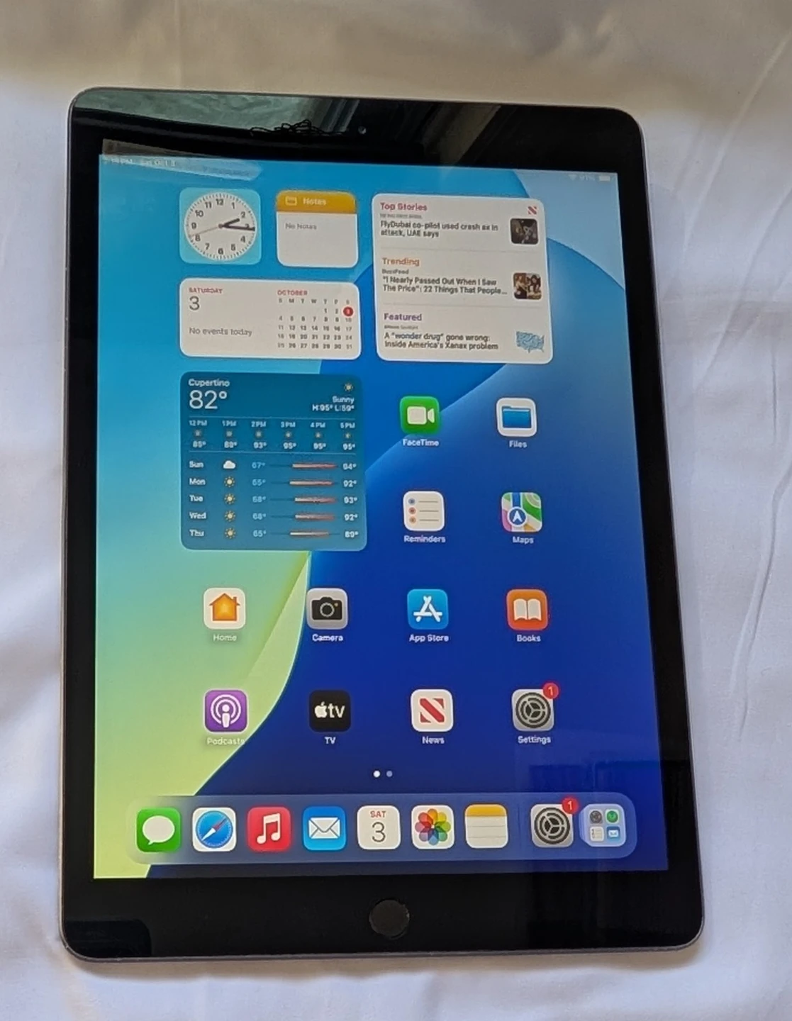 Nice APPLE iPad 7 10.2 inch 32GB WIFI TABLET