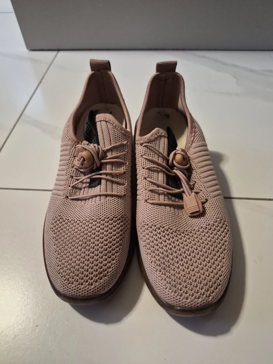Women's/Girl's Pink Knit Rainbow Sole Sneakers - Size 36 (US 6) - photo 5