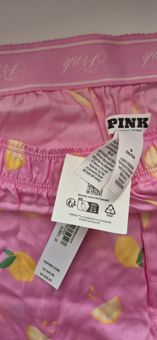 Women's Clothing Bundle - photo 2