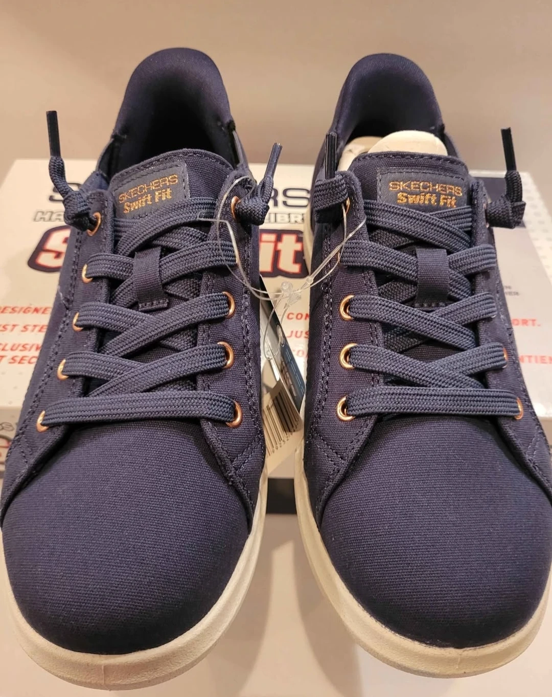 Skechers Swift Fit Navy Sneakers size 6 - photo 2