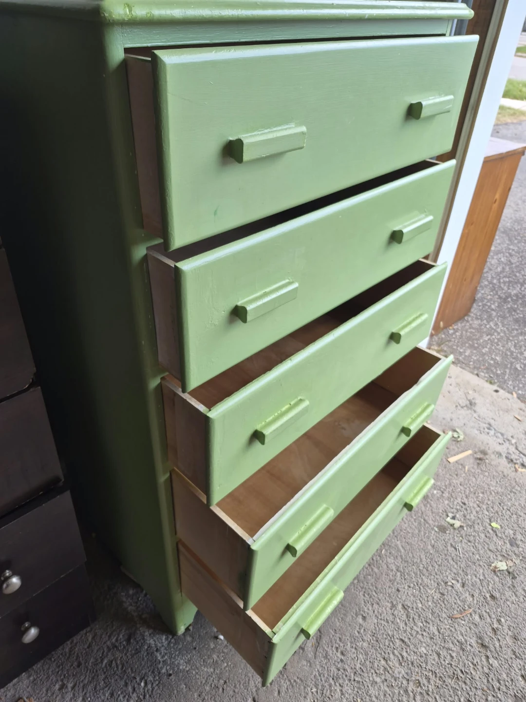 Green Five-Drawer Wooden Dresser - photo 4