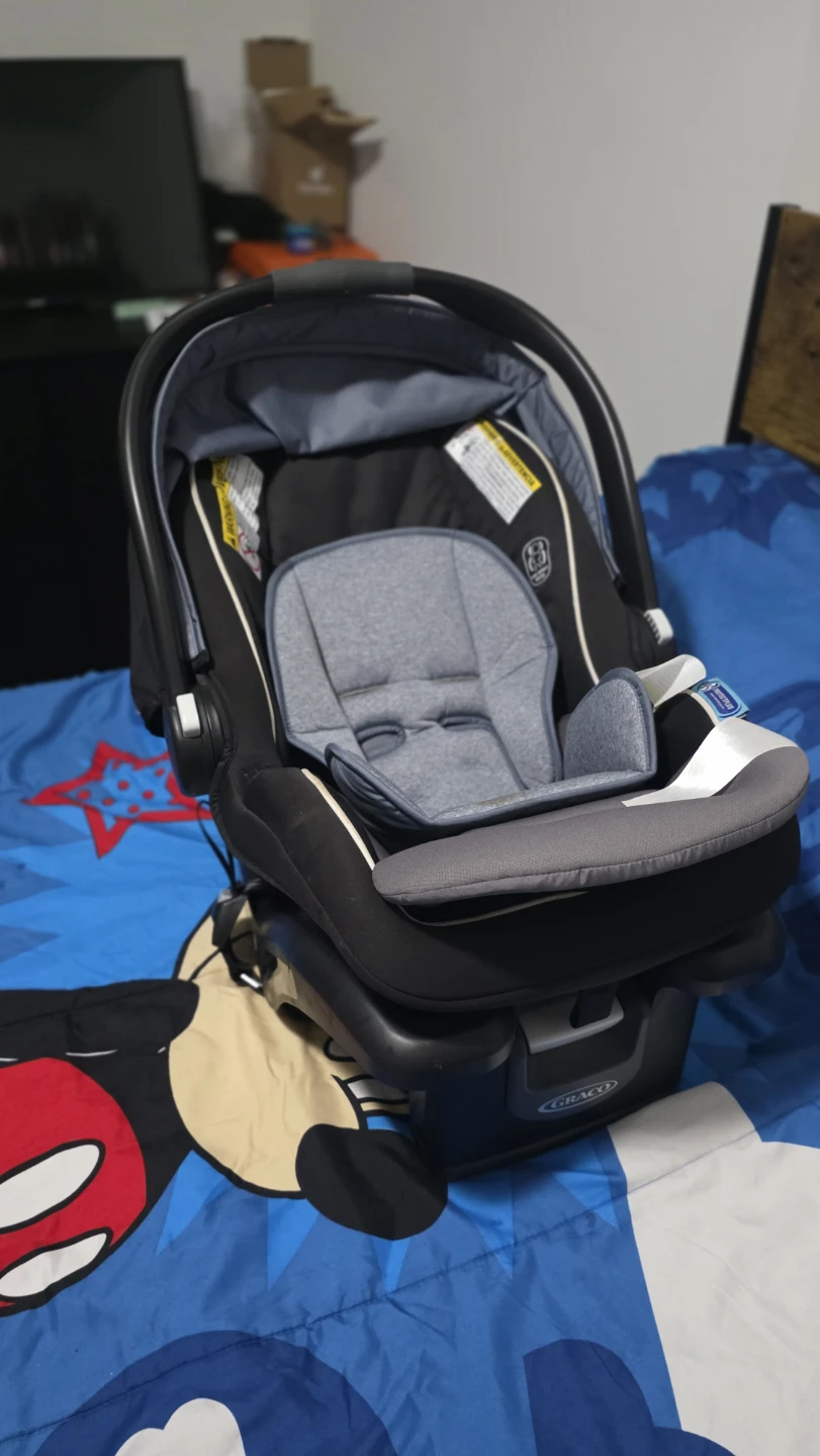 Graco SnugRide 35 Lite DLX Infant Car Seat - photo 3