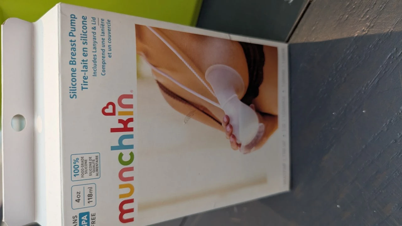 Munchkin Silicone Breast Pump - photo 2