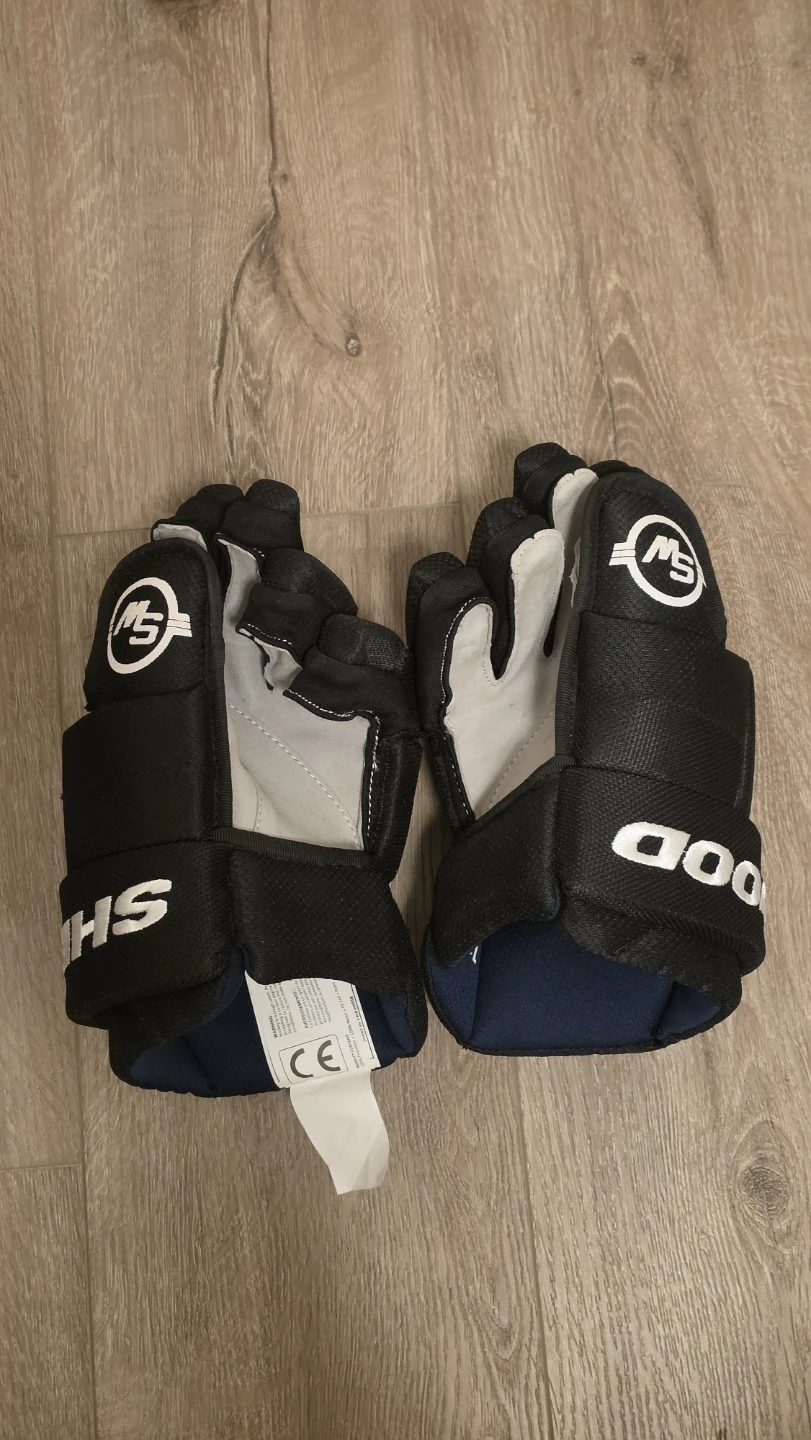 Sher-Wood BPM060 Junior Hockey Gloves 12 inch - photo 2