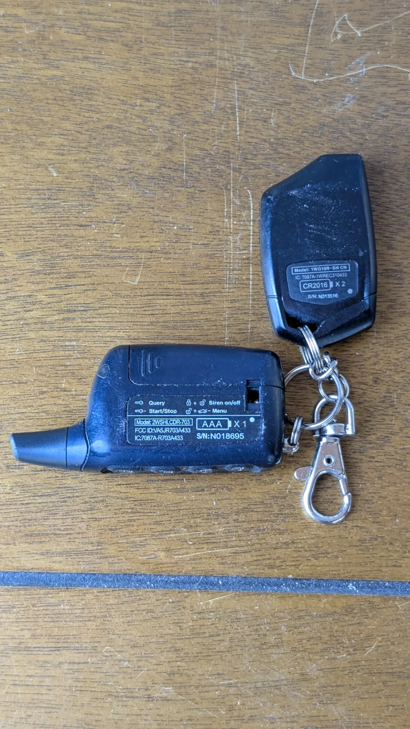 Compustar Remote Starter Fobs - photo 2