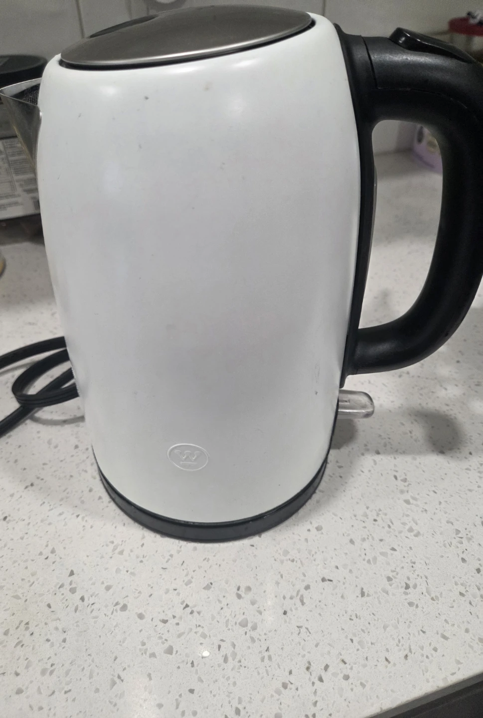 White Westinghouse Electric Kettle - photo 2