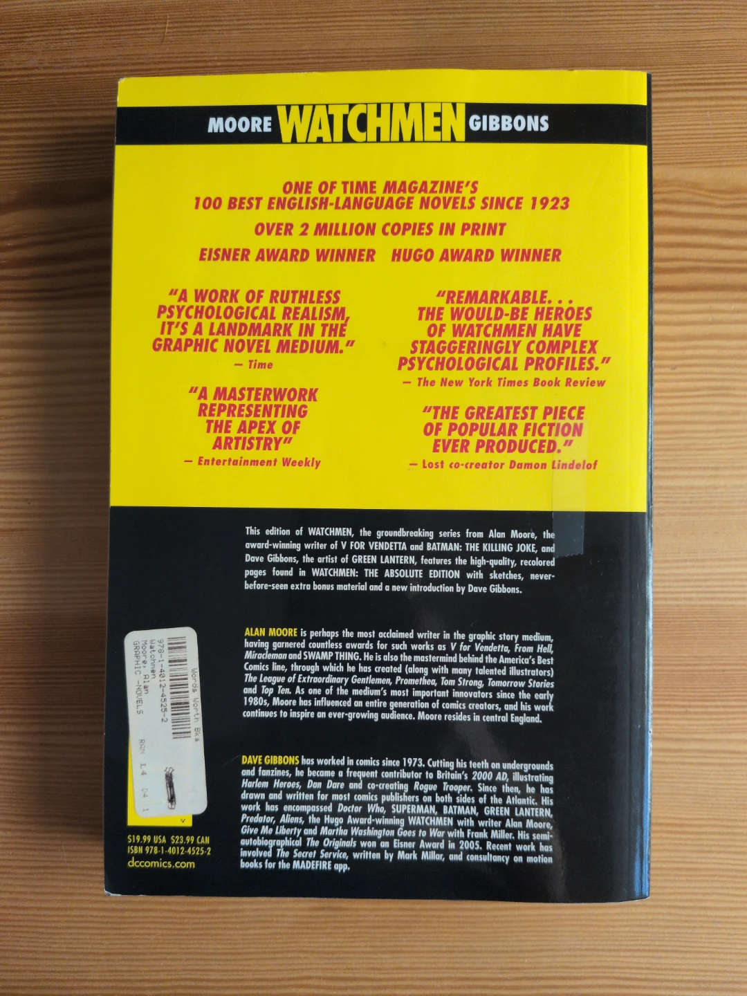 Watchmen Graphic Novel by Alan Moore and Dave Gibbons - photo 2