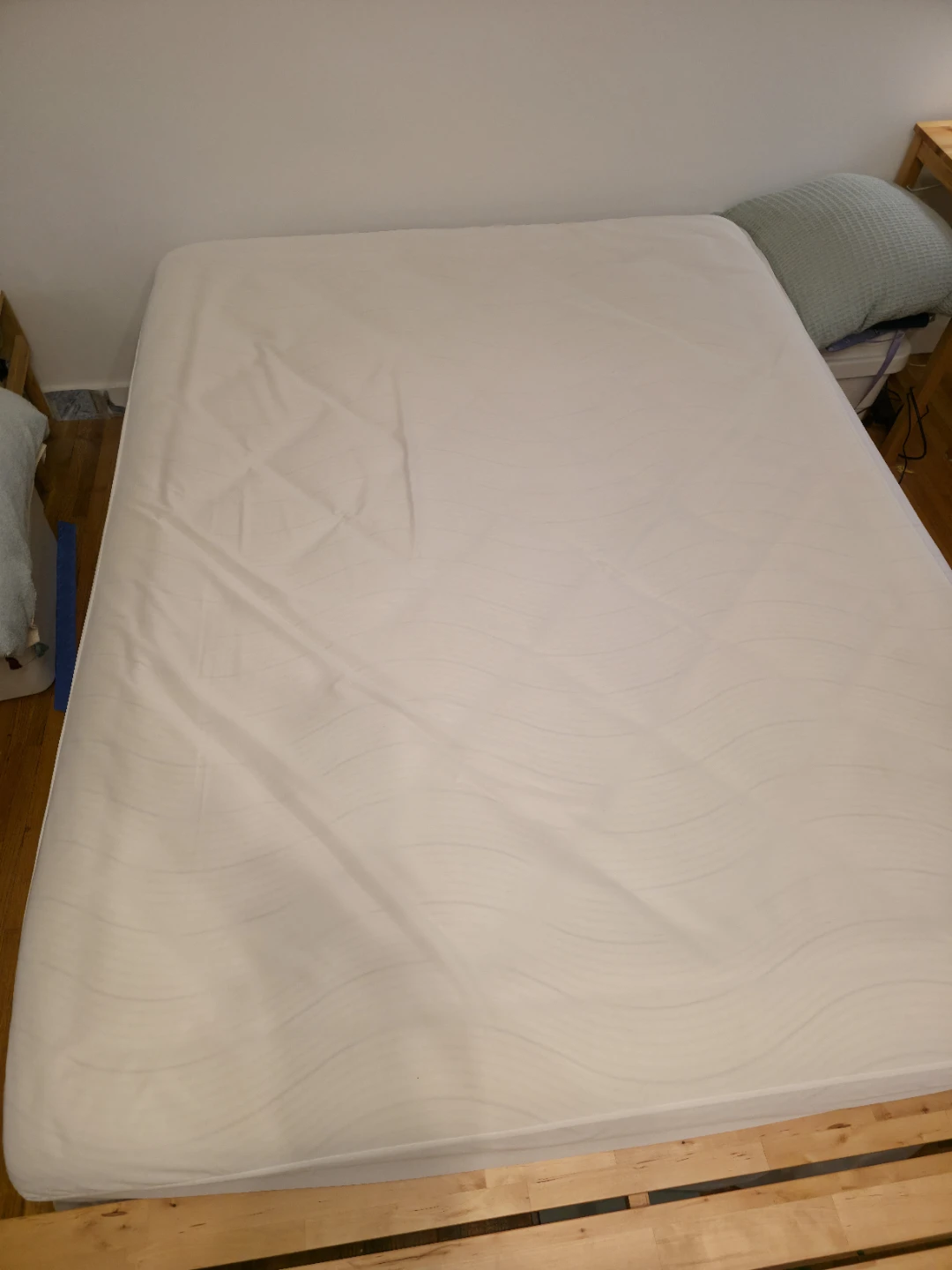Zinus Cloud Queen size Mattress - photo 5
