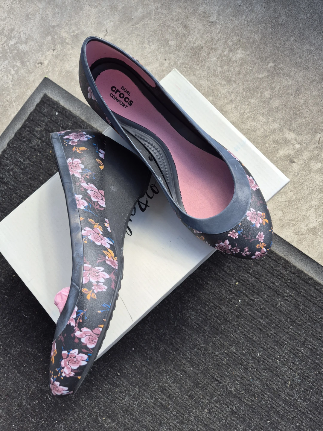 Crocs Women's Floral Wedge Heels - photo 2