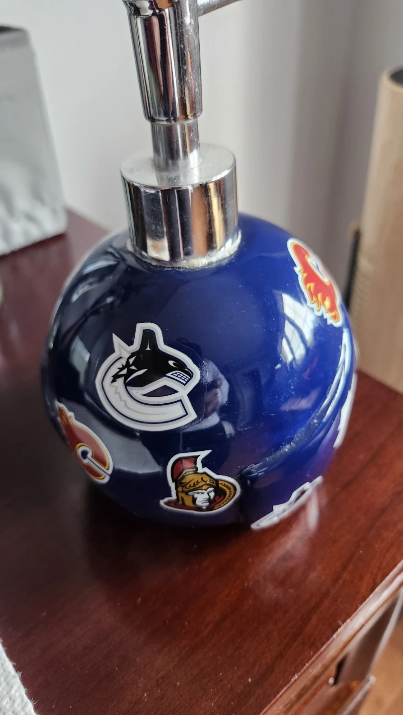 NHL Hockey Helmet Soap Dispenser - photo 4