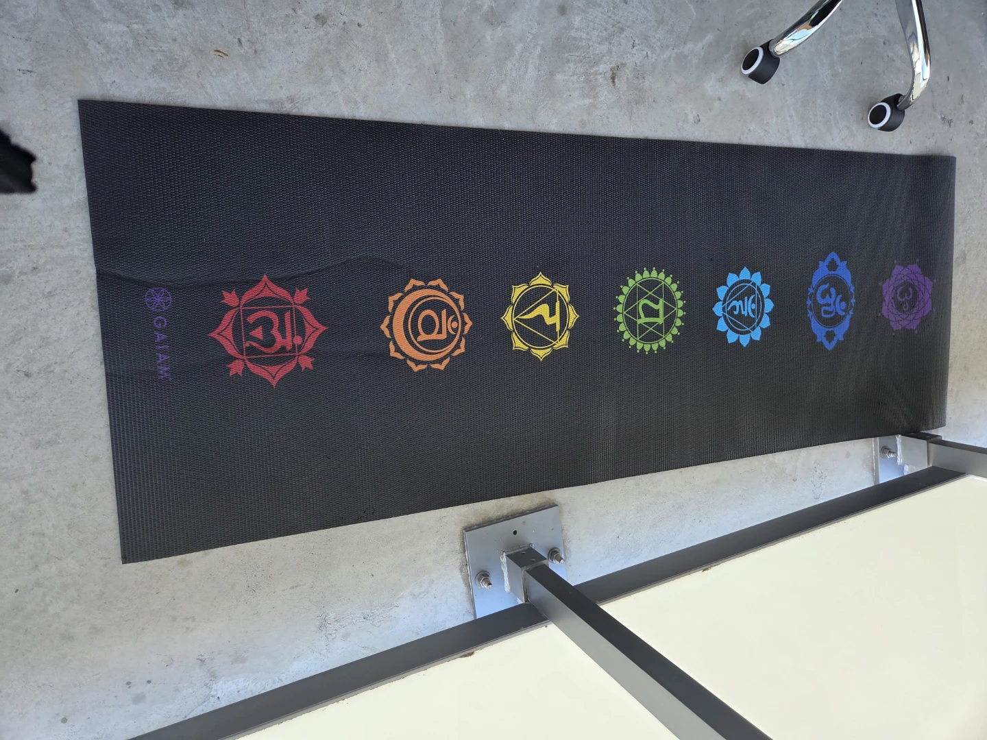 Gaiam Chakra Yoga Mat - photo 2
