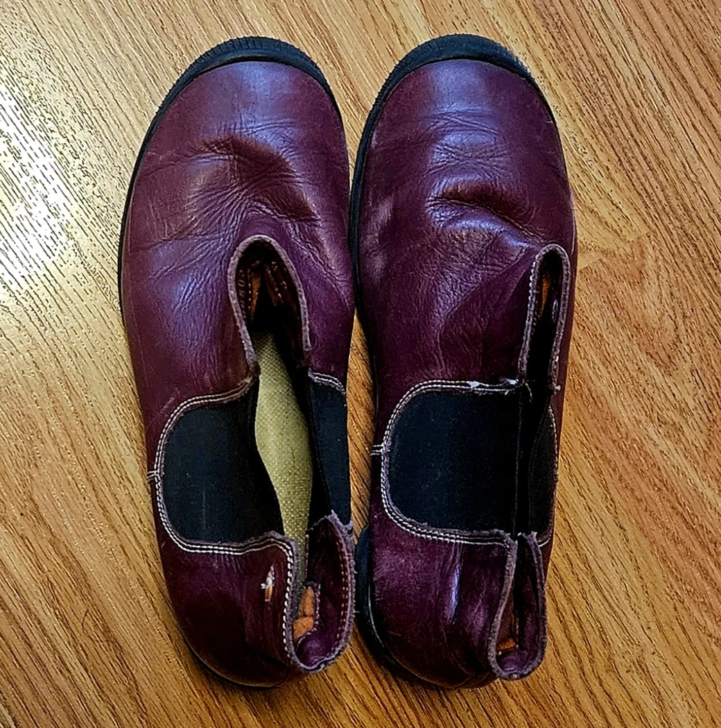 Softinos Burgundy Leather Ankle Boots ✨️ #freecycle - photo 2