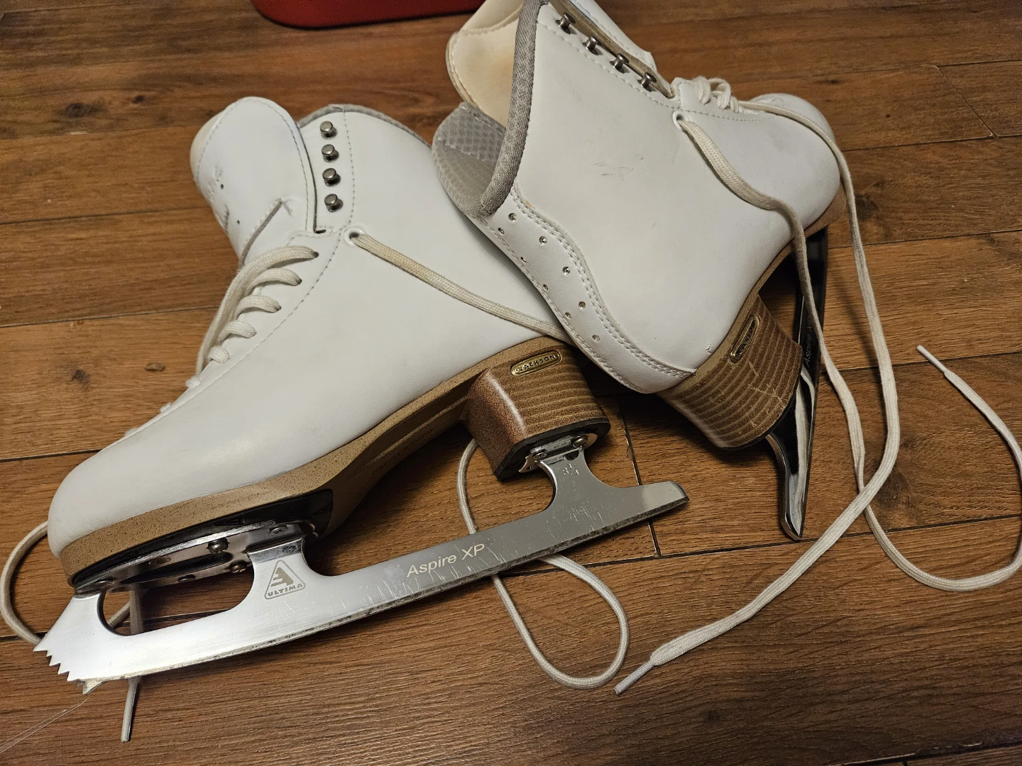 Jackson Ultima Freestyle figure skate size 4.5 W - photo 2