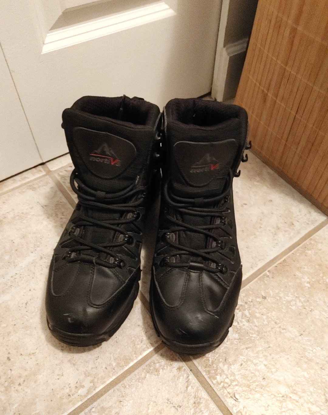 Men's Waterproof Hiking Boots size 10.5 - photo 2