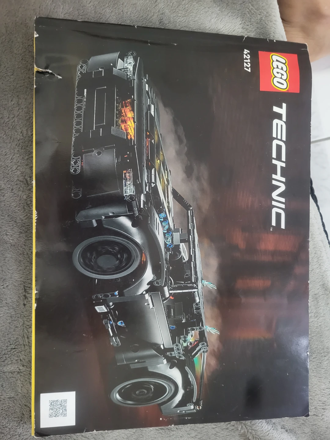 LEGO Technic The Batman - Batmobile 42127 - photo 4