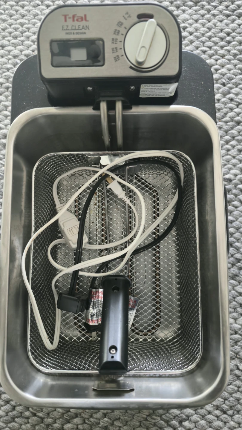 T-fal EZ Clean Deep Fryer - photo 3