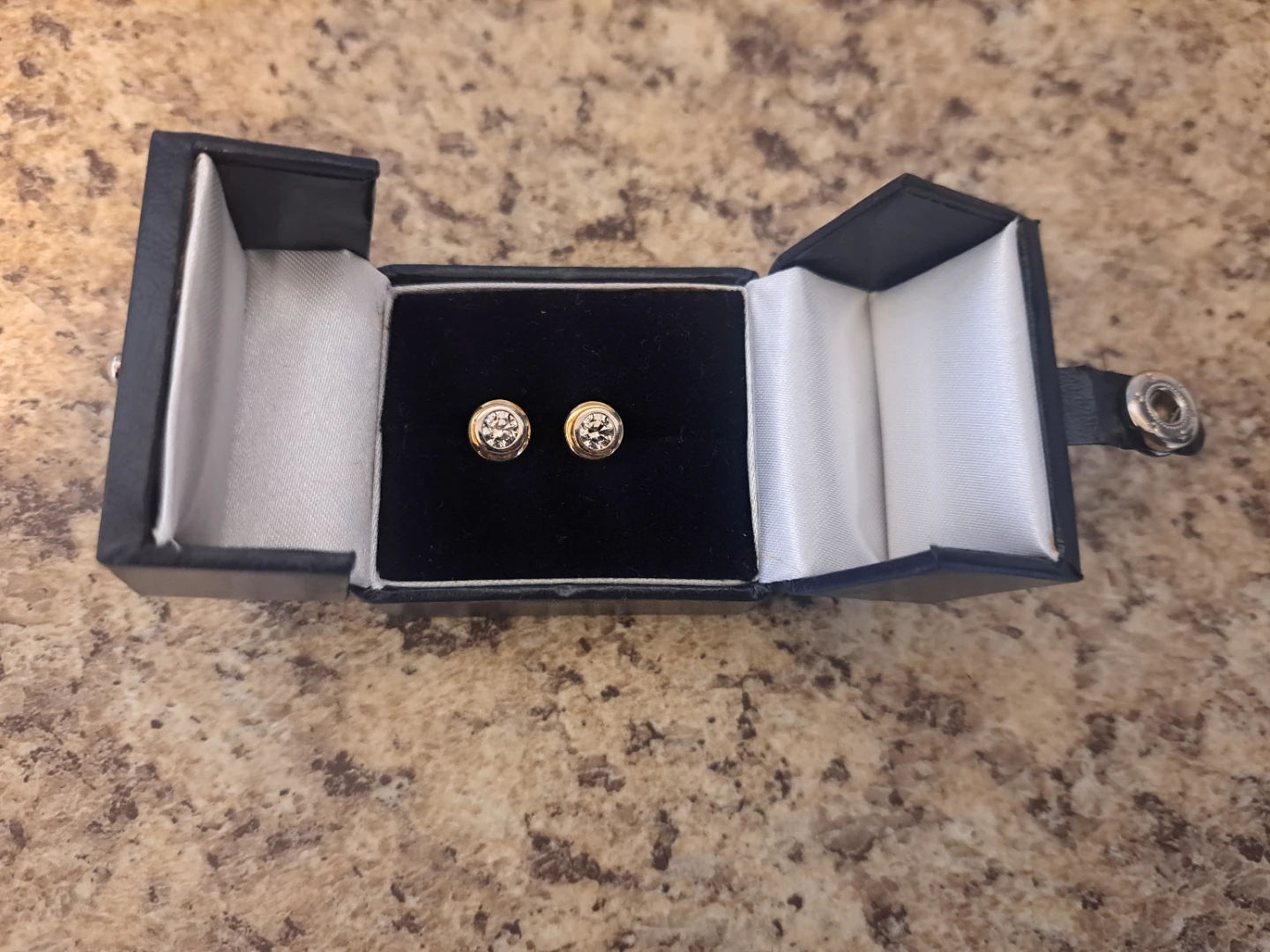 10K Gold Round Swarovski in Bezel Setting