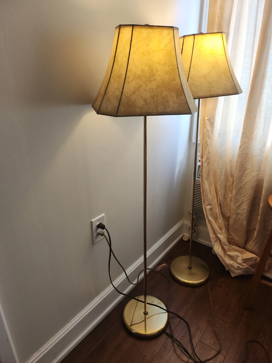 gold floor lamps - photo 2