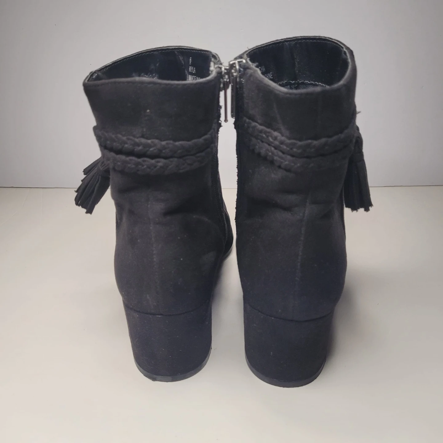 Expression Black Faux Suede Ankle Boots Size 6 - photo 4