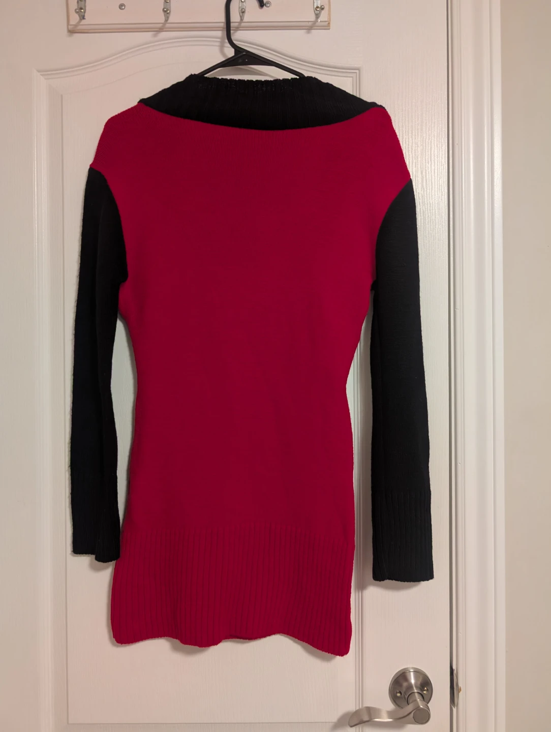 Red and Black Plaid Sweater Dress. Size  M -L - photo 4