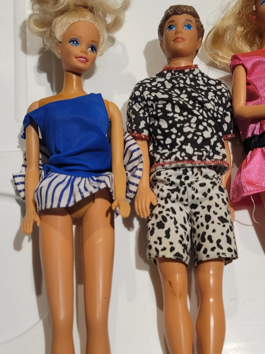 Set of 6 Barbie and Ken Dolls - photo 3