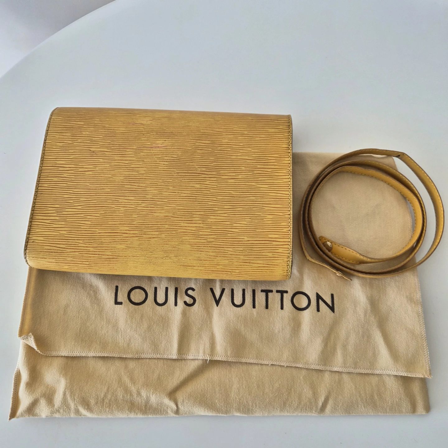 Louis Vuitton Epi Leather Clutch - photo 3