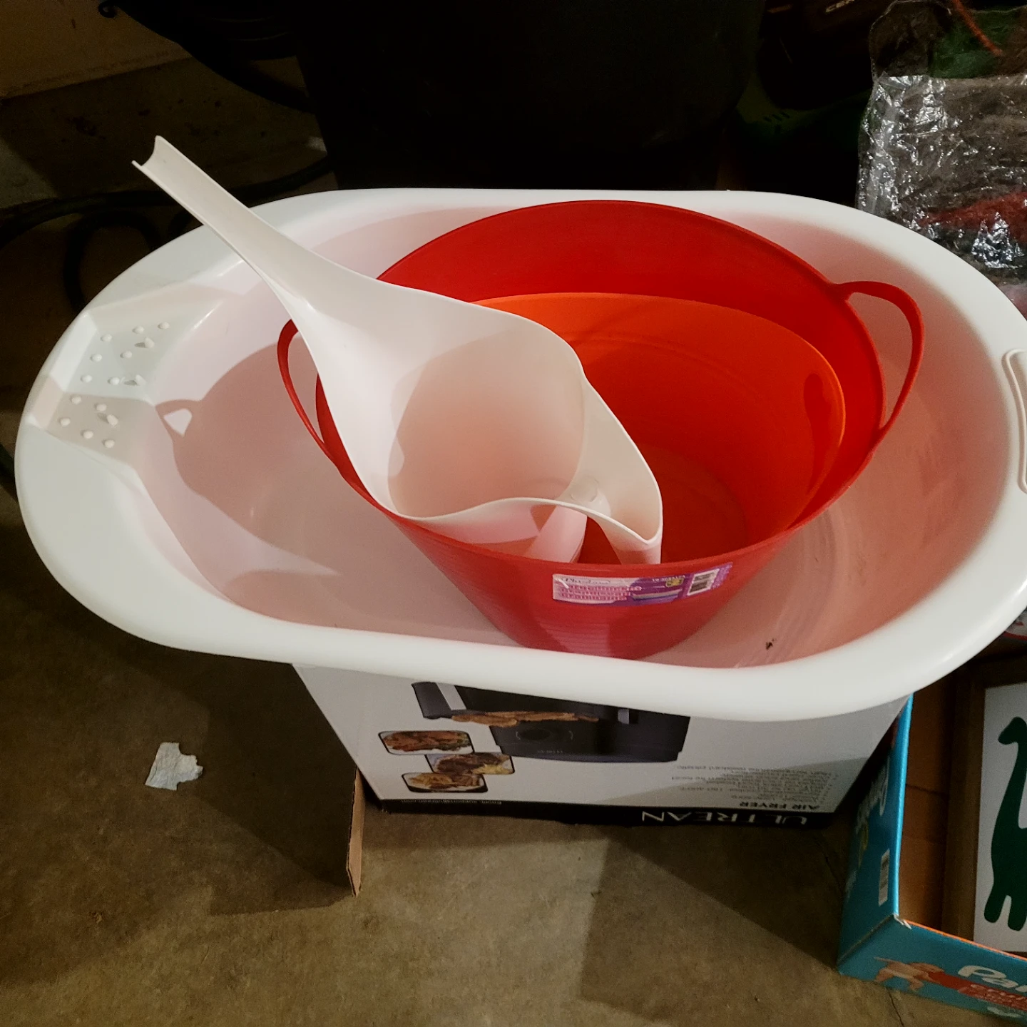 Baby Bathtub with Accessories
