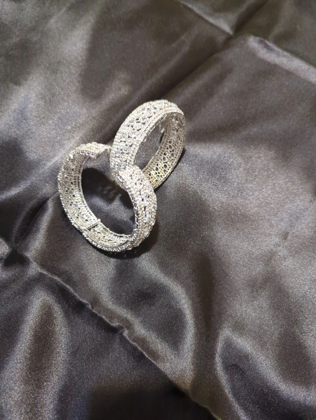 Silver-toned crystal bangles - photo 2