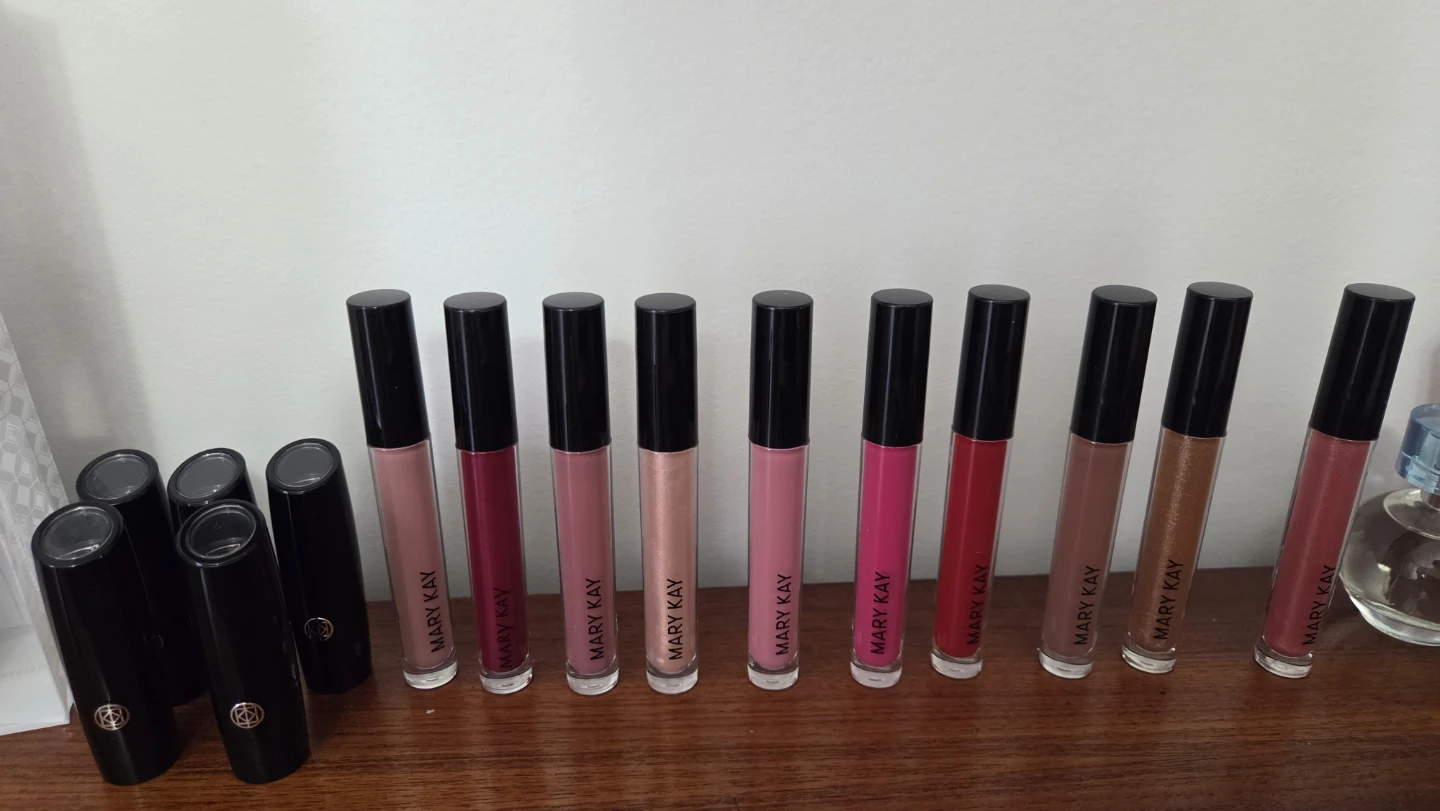 Mary Kay Lipstick and Lip Gloss Collection