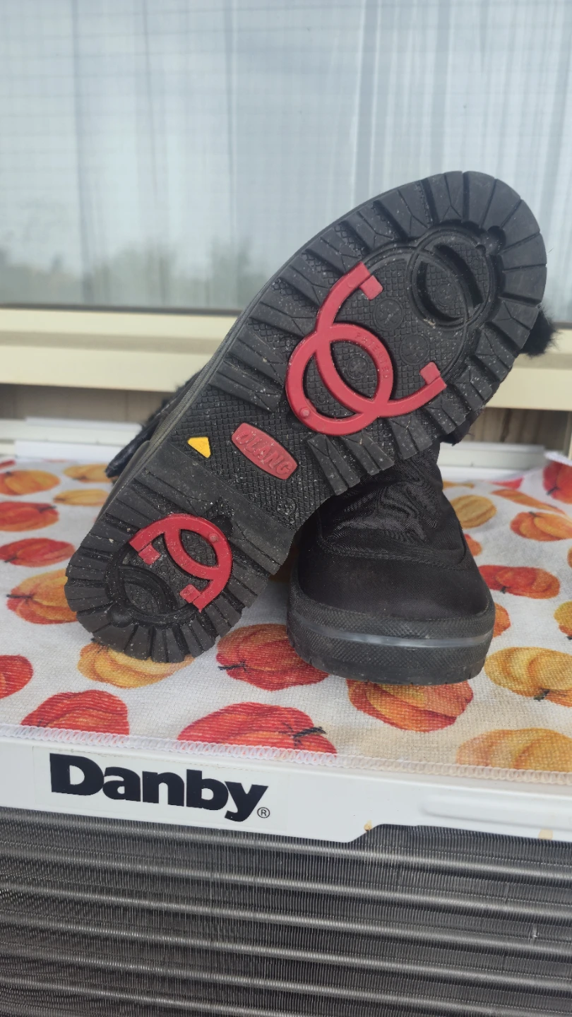 Olang Winter Boots Black - photo 3