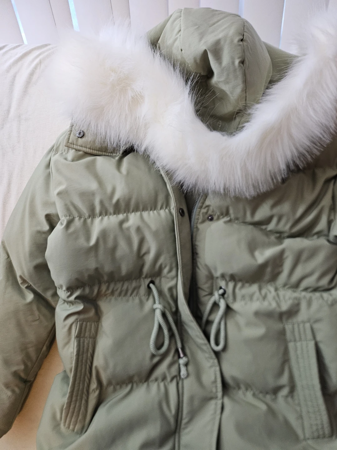 Olive Green Puffer Jacket with Faux Fur Hood - photo 2