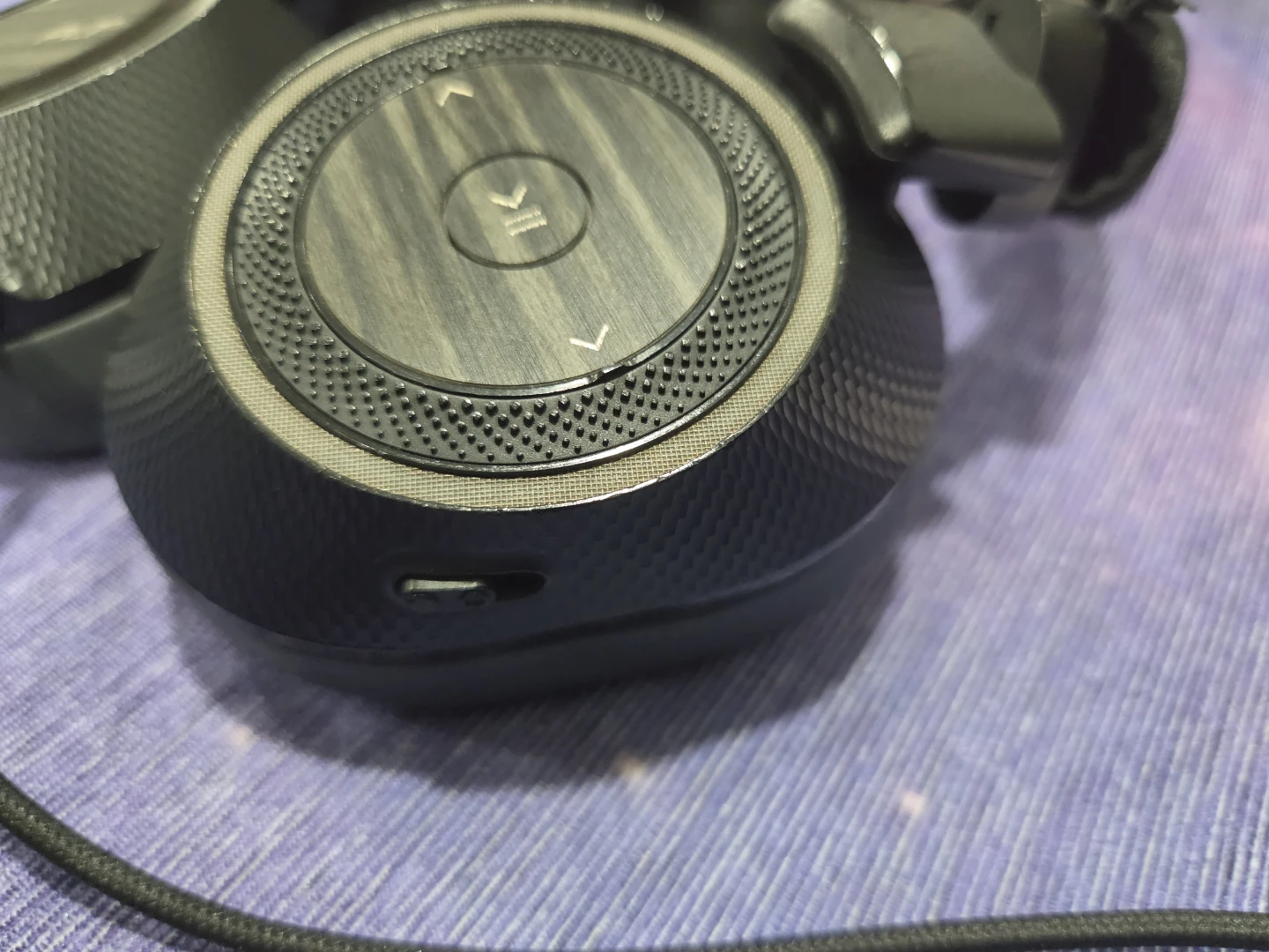 Plantronics backbeat pro 2 - photo 4