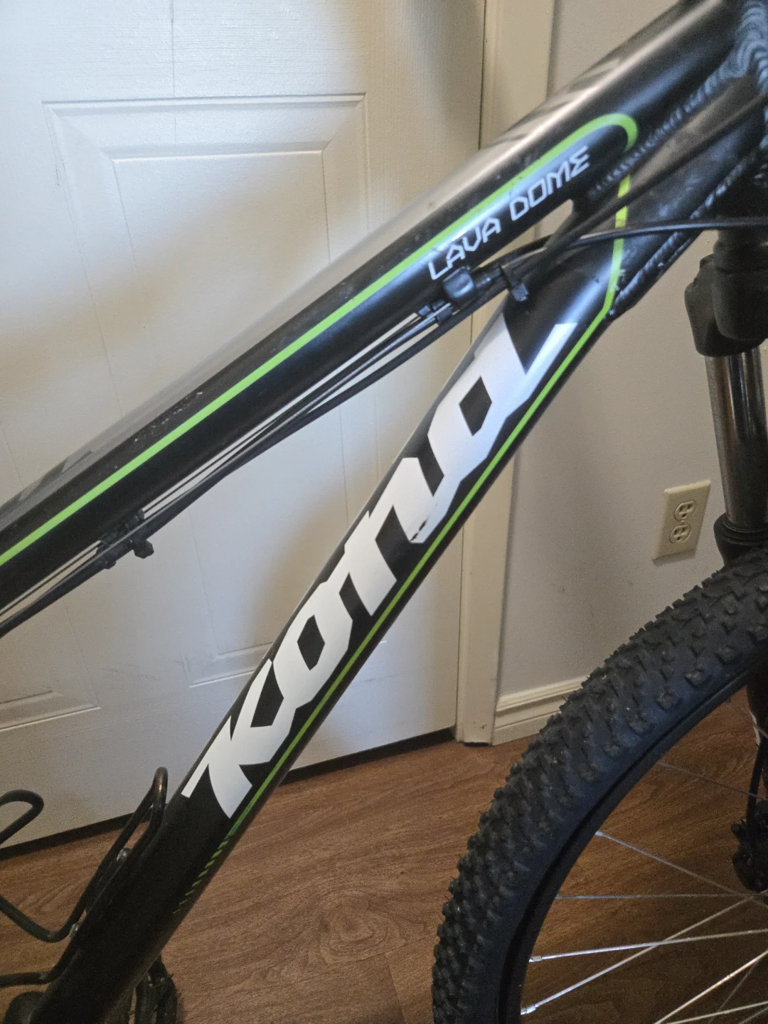 Kona Lava Dome Mountain Bike (moving sale) - photo 3