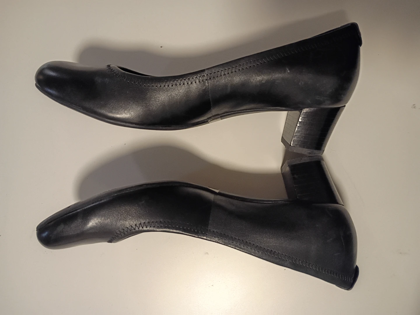 Rockport black leather heels