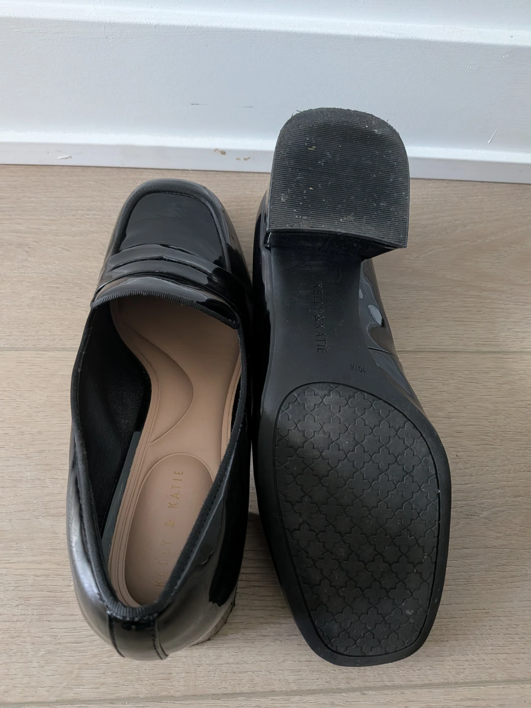 Kelly & Katie black patent loafers, size 10M - photo 3