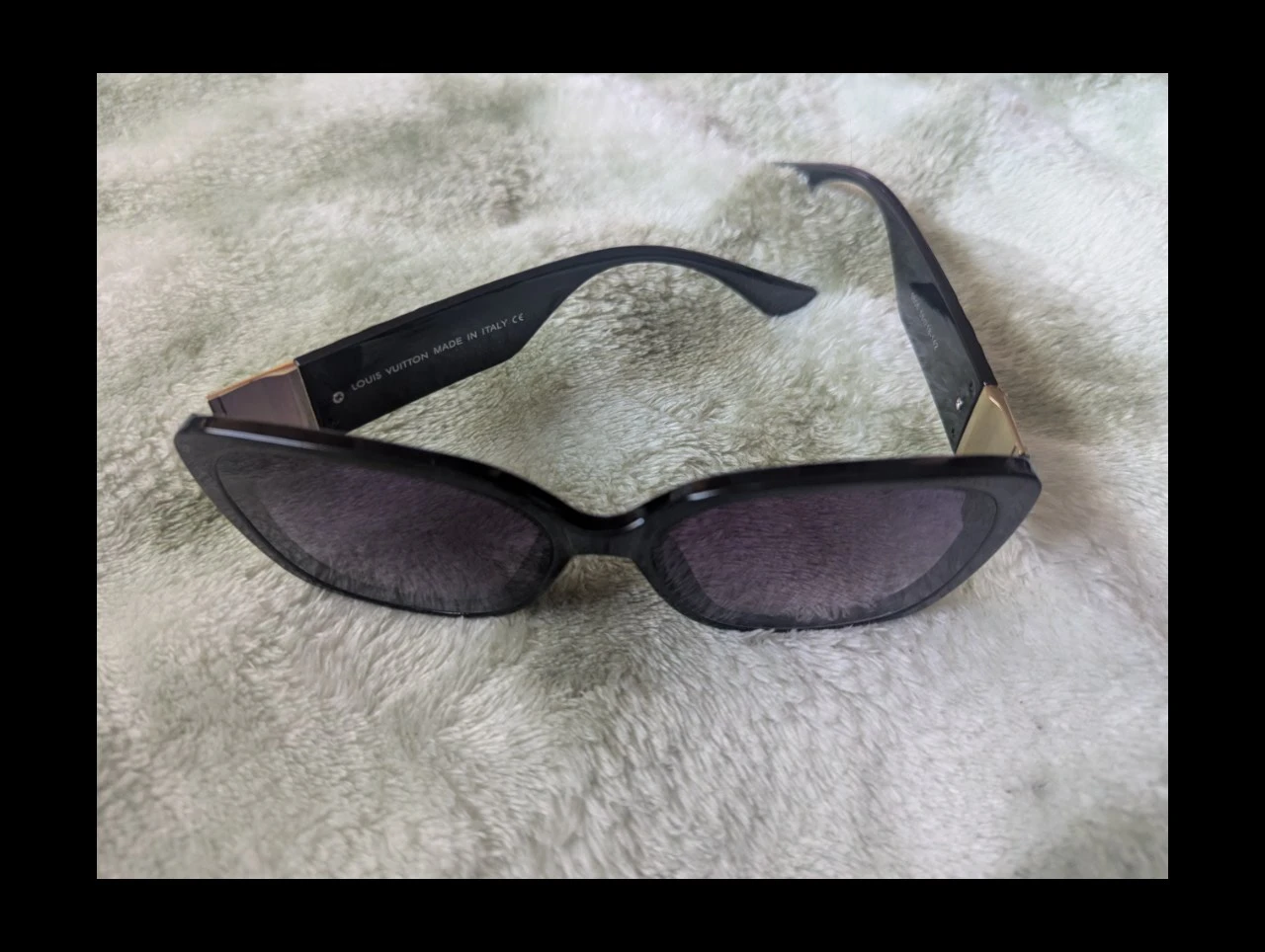 Louis Vuitton Sunglasses - photo 2