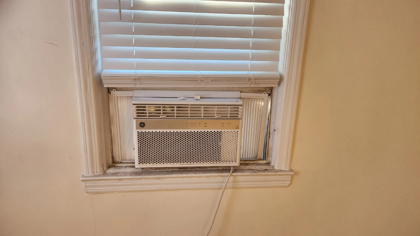 FREE 8000BTU GE Window Air Conditioner