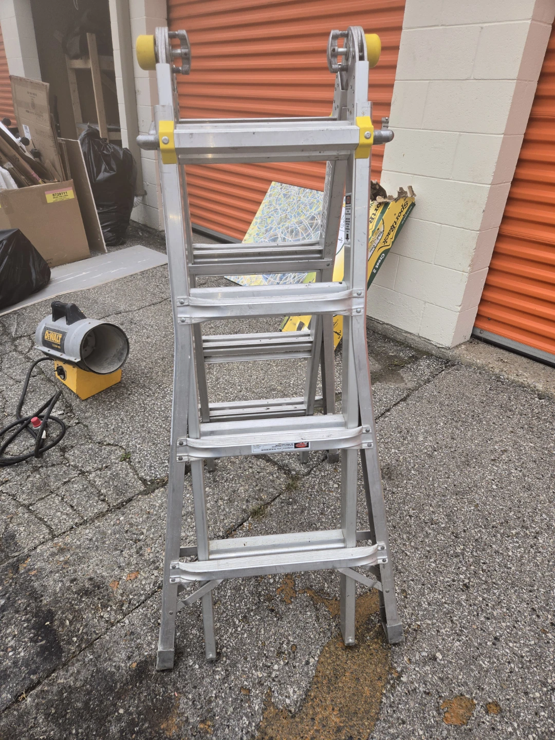 Stanley Multi-Position Folding Ladder - photo 3